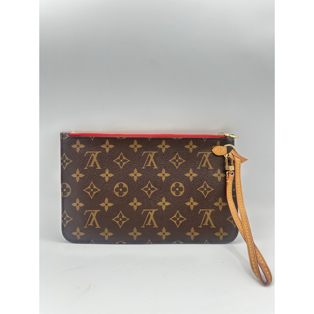 Louis Vuitton Neverfull Pochette Monogram Canvas Wristlet Pouch Red Lining